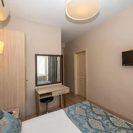 Tugra Otel 3*