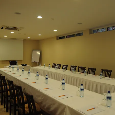 Otel Tugra 3*
