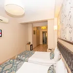 Hotel Tugra 3*