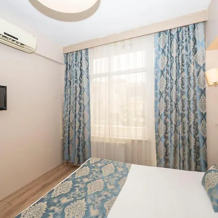 Tugra Hotel 3*