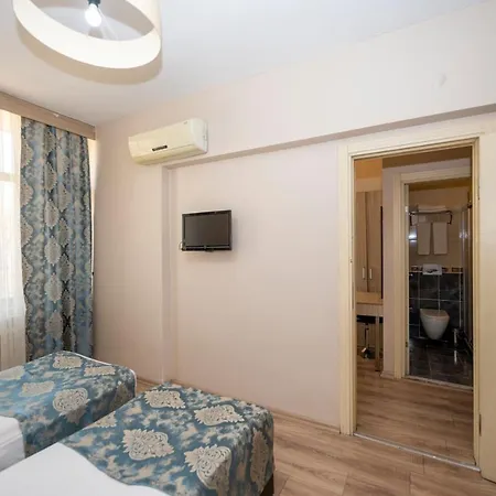 Hotel Tugra Istanbul