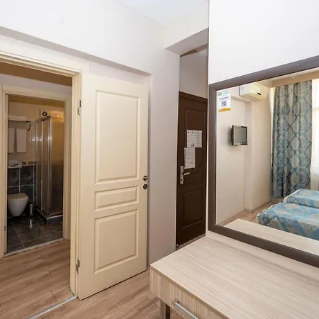 Otel Tugra 3*