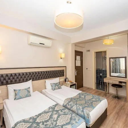 Tugra Otel 3*
