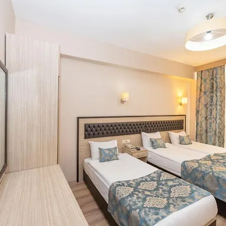 Tugra Otel 3*